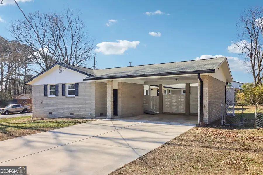 2219 Lisa Drive Se, Marietta, GA 30067 - Image #2