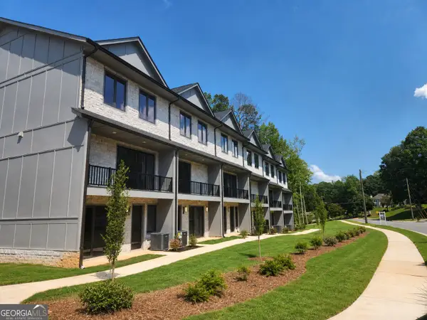 3561 Chelsea Falls Way, Suwanee, GA 30024