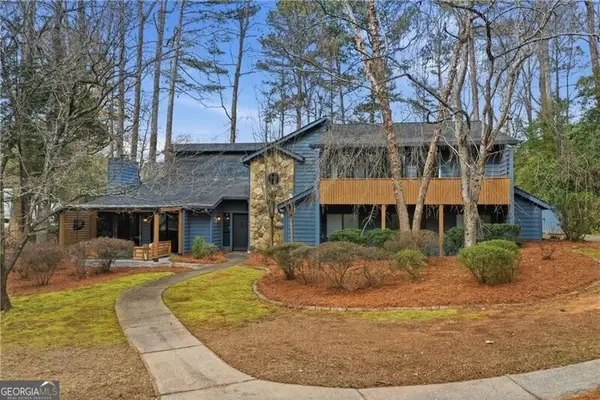 4256 Loch Highland Parkway Ne, Roswell, GA 30075