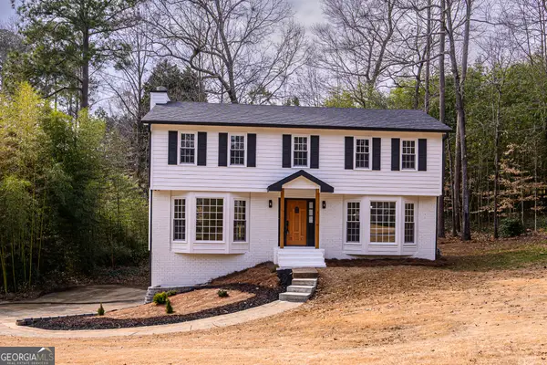 3821 Oxford Way E, Marietta, GA 30062