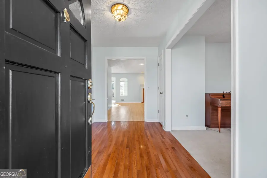 605 Chenocetah Drive, Cornelia, GA 30531 - #2