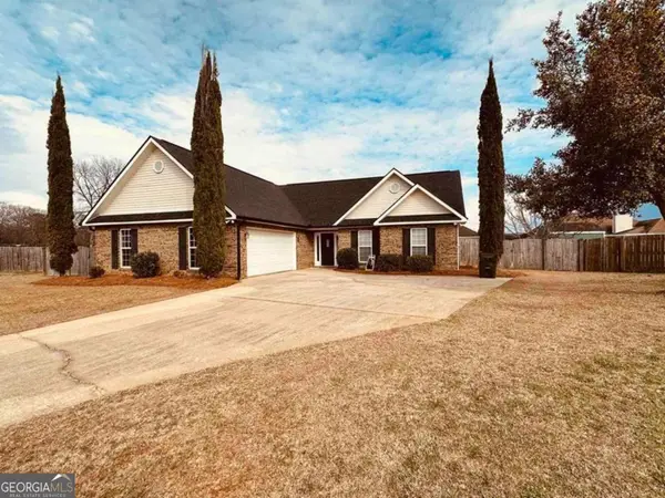 108 Holbeck Court, Warner Robins, GA 31088