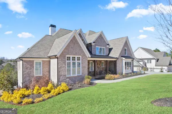 5683 Brendlynn Drive, Suwanee, GA 30024