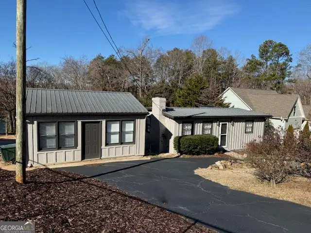 6052 Seminole Drive, Flowery Branch, GA 30542 - #2