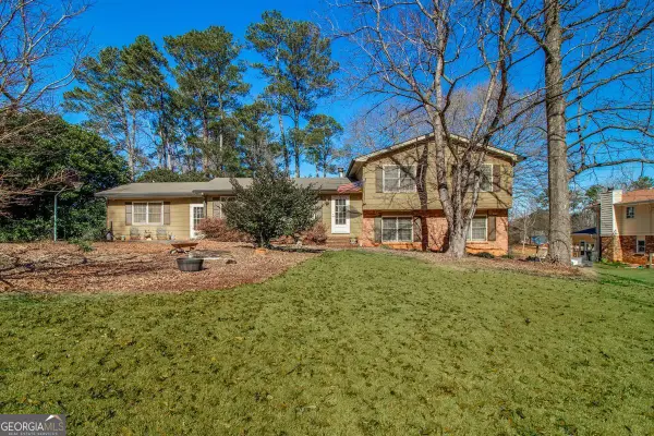 1733 Lamancha Drive, Lawrenceville, GA 30044