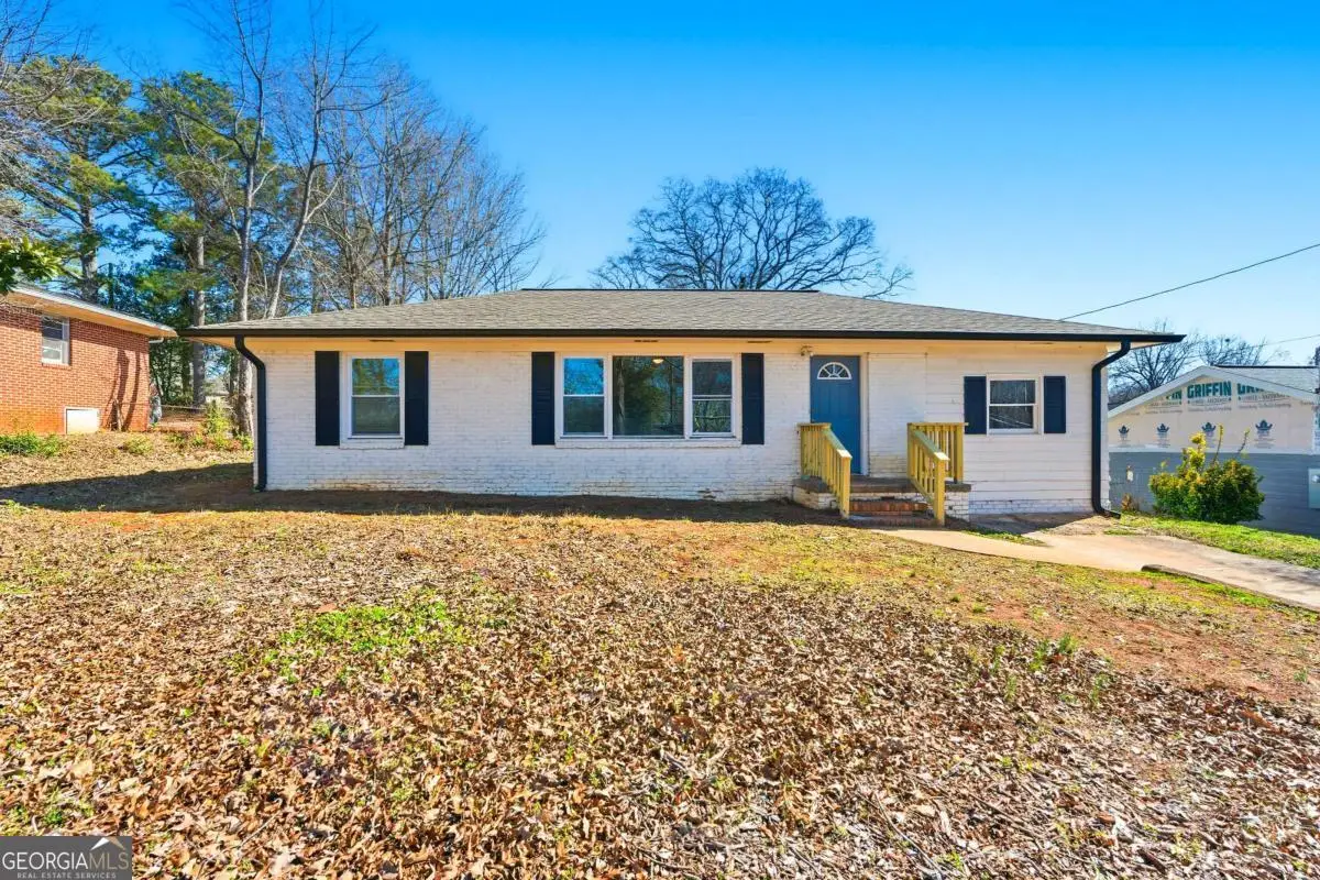 210 N 19th Street, Griffin, GA 30223 - #1