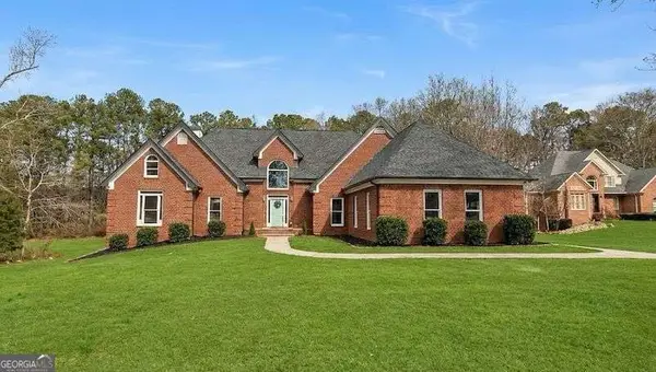 165 Heath Way, Fayetteville, GA 30214