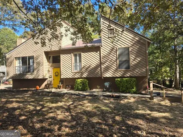 4093 Knotty Oak Trail, Douglasville, GA 30135