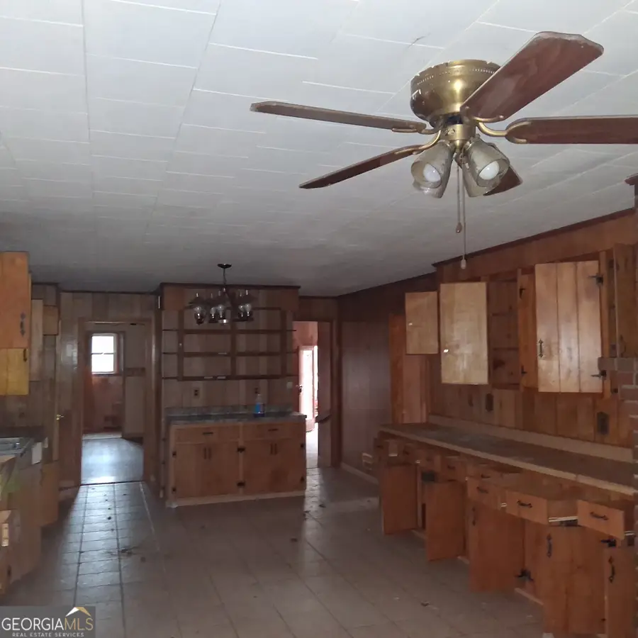 733 Chateau Drive, Silver Creek, GA 30173 - #2