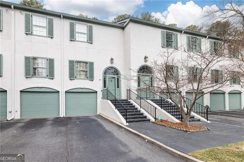27 Mooregate Square, Atlanta, GA 30327 - #1