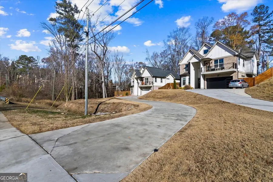 658 Rockbridge Road, Lilburn, GA 30047 - #2