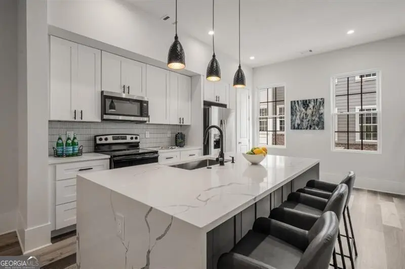 3165 Dogwood Drive #106, Hapeville, GA 30354 - #3