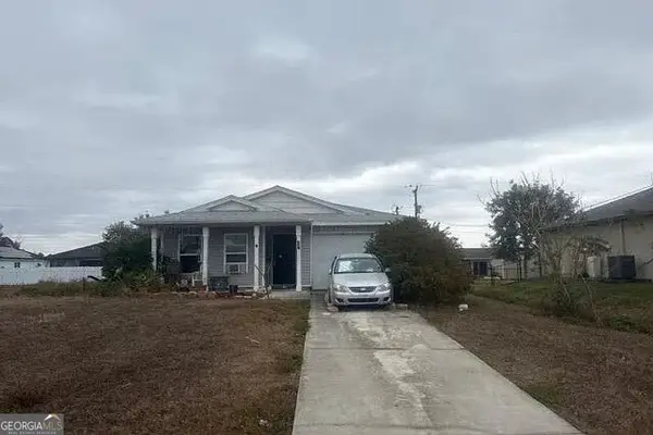 3021 NE 2nd Avenue, Cape Coral, FL 33909