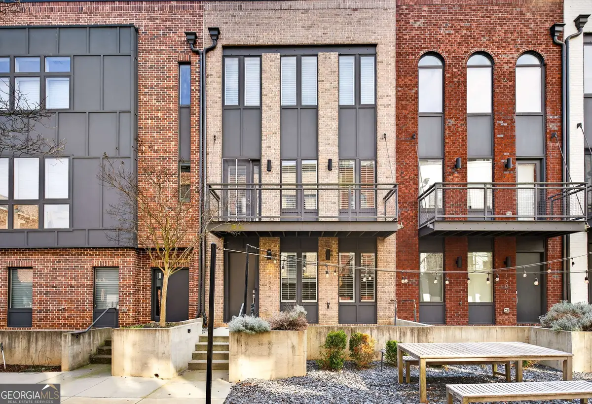 1298 Chelsea Circle Nw, Atlanta, GA 30318 - #1