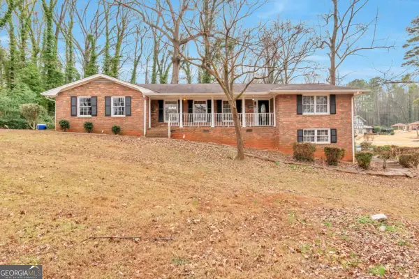 4290 Newcastle Circle, Lithonia, GA 30038