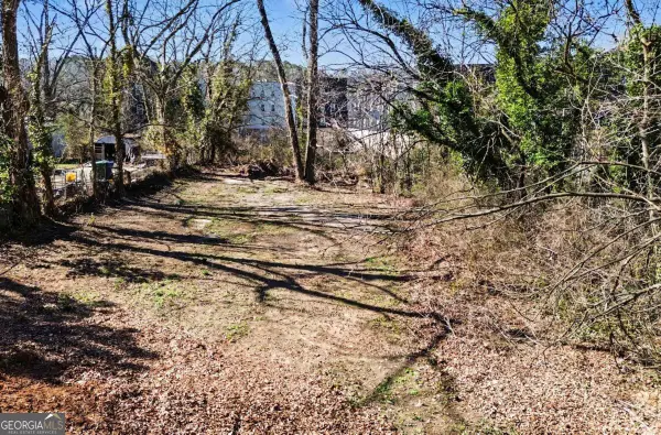 760 Alta Place Nw, Atlanta, GA 30318