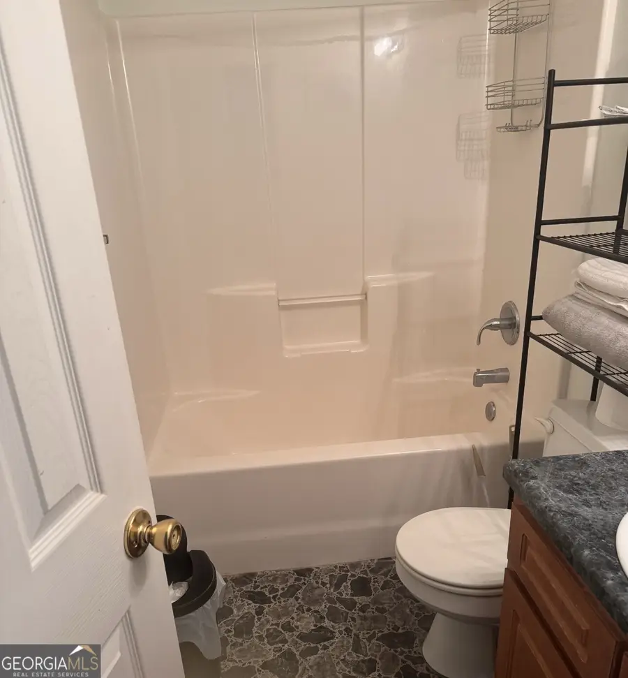 47 Walnut Street, McRae Helena, GA 31055 - #3