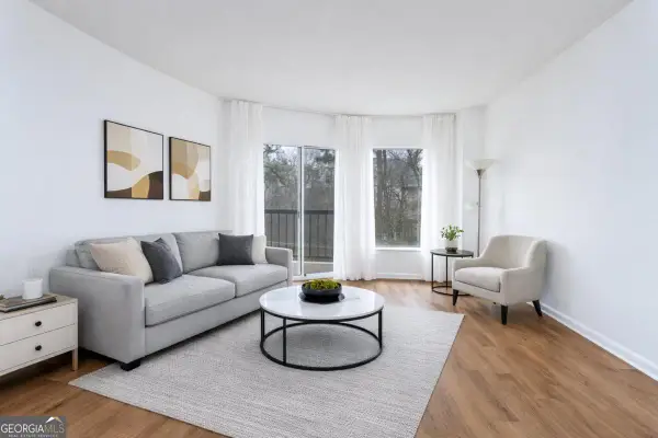 1 Biscayne Drive #304, Atlanta, GA 30309