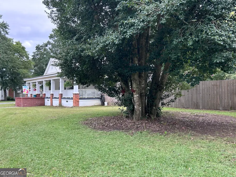 8 Laurel Street, Butler, GA 31006 - #3