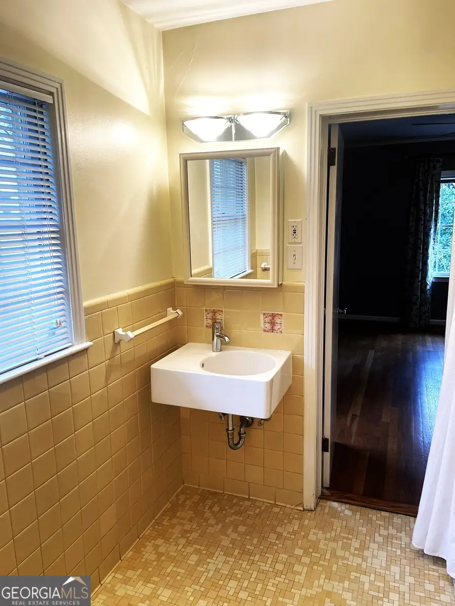 2703 Sharondale Drive Ne, Atlanta, GA 30305 - #2