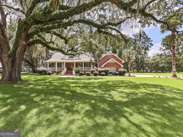 203 Cypress Lakes Drive, Bloomingdale, GA 31302