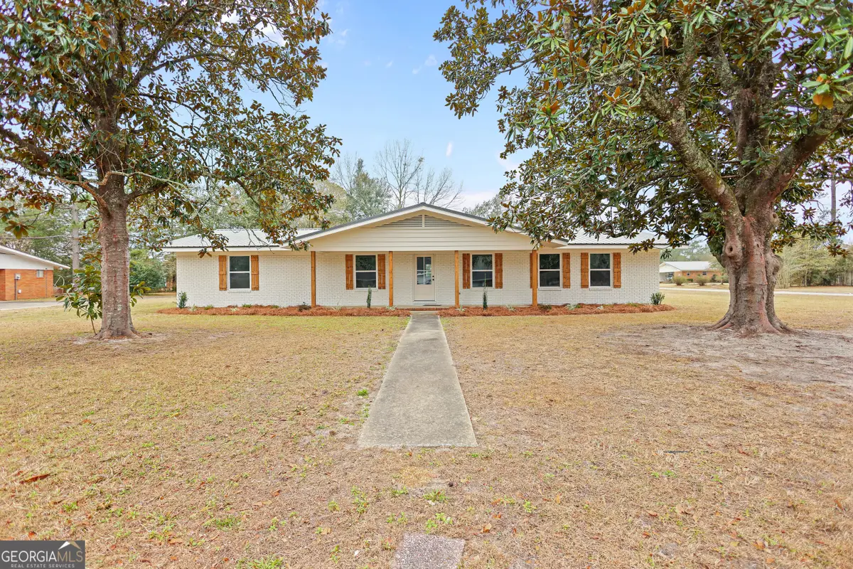 215 Glynn Street, Jesup, GA 31545 - #1