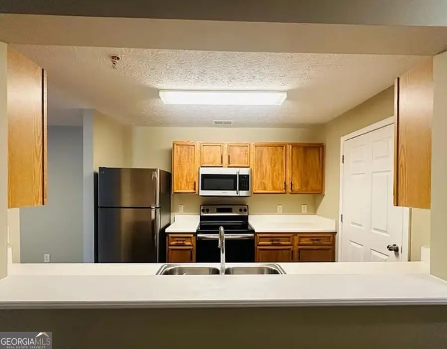 3221 Fairington Drive, Lithonia, GA 30038 - #2