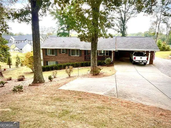 1335 Hillcrest Drive, Sugar Hill, GA 30518