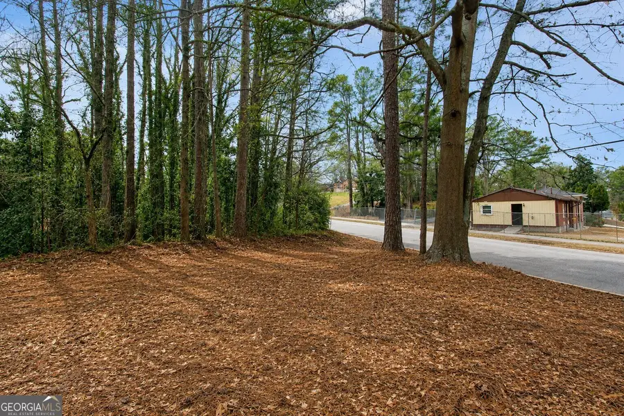 731 Bolton Road Nw, Atlanta, GA 30331 - #2