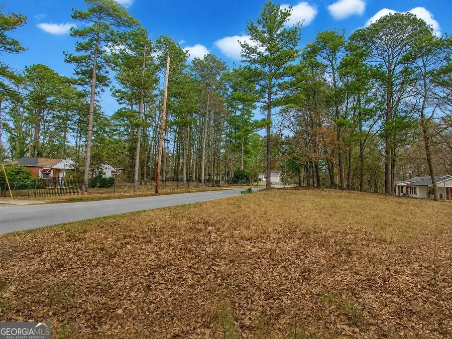 731 Bolton Road Nw, Atlanta, GA 30331 - #3