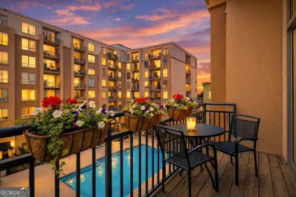 711 Cosmopolitan Drive Ne #442, Atlanta, GA 30324