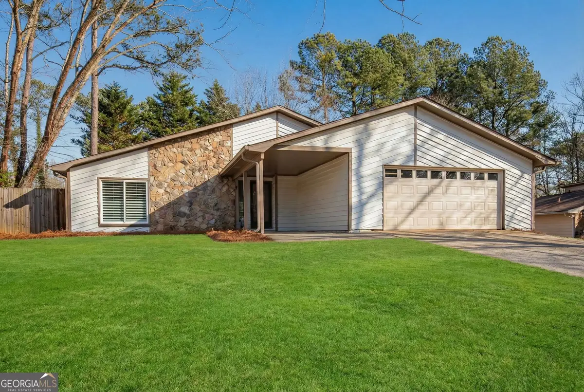 860 Waterbrook Court, Roswell, GA 30076 - #1