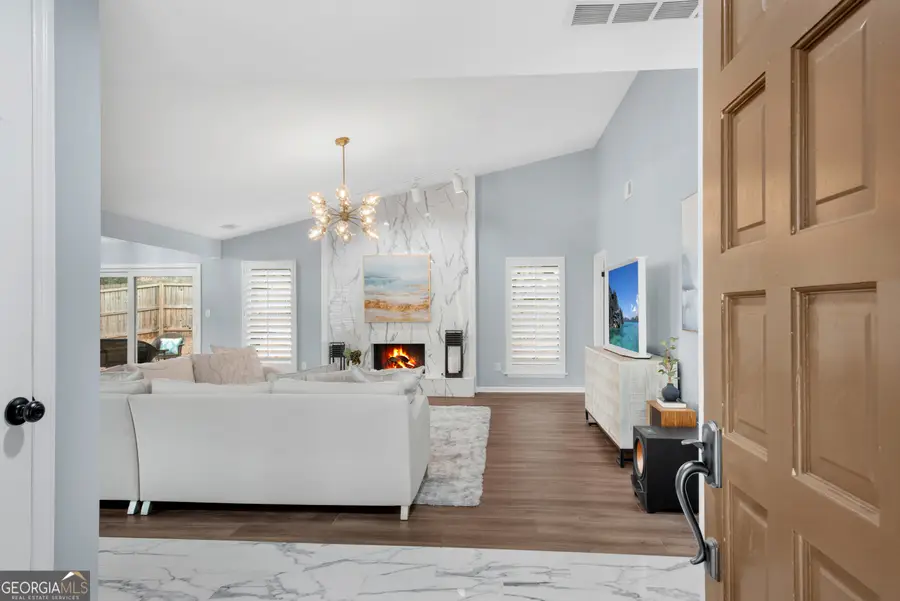 860 Waterbrook Court, Roswell, GA 30076 - #2