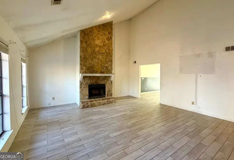 1201 Dickens Road Nw, Lilburn, GA 30047 - #3