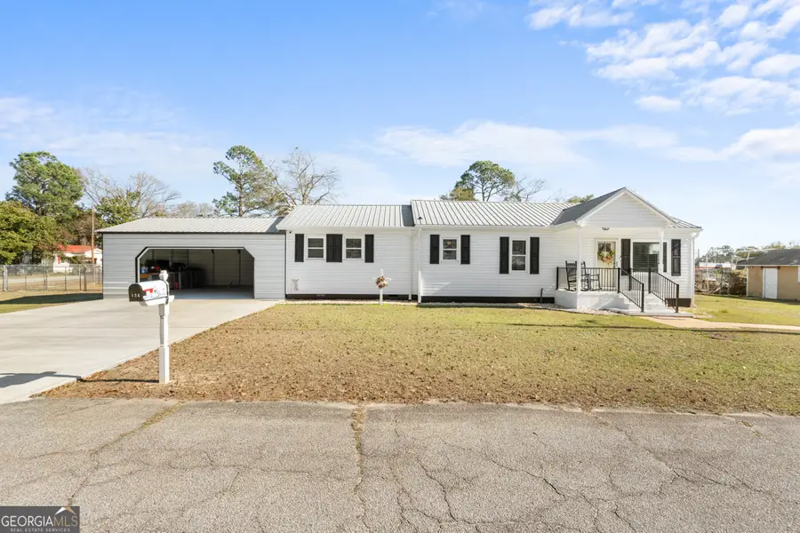 124 Pierce Avenue, Swainsboro, GA 30401 - #2