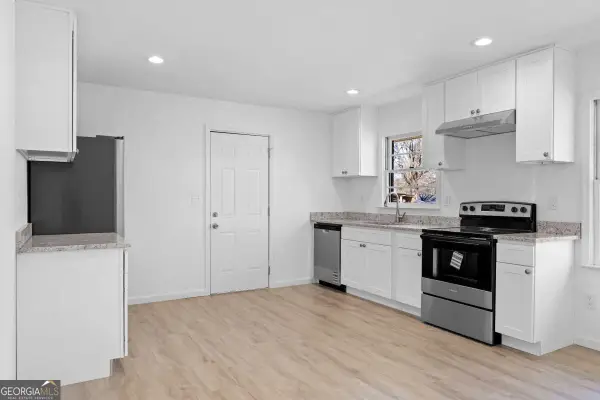 1802 Lake Harbin Road, Morrow, GA 30260