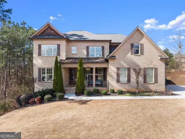 1025 Nash Springs Circle, Lilburn, GA 30047