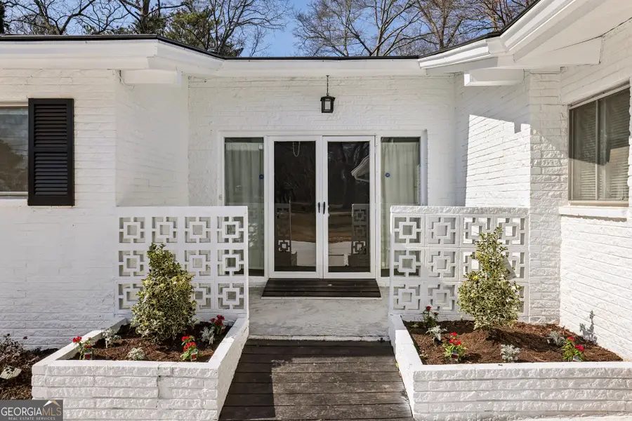 1050 Rays Road, Stone Mountain, GA 30083 - #2