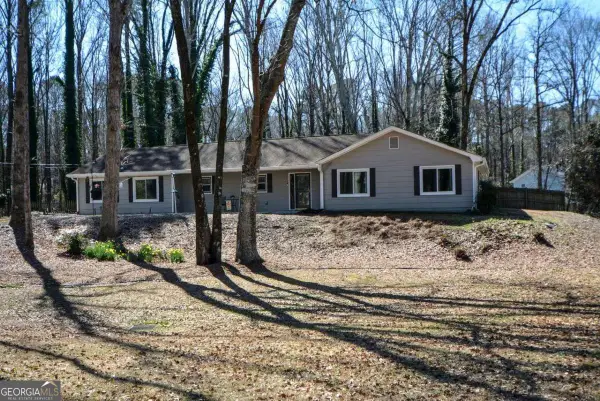 1379 Branchwood Drive, Snellville, GA 30078