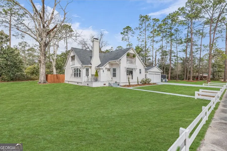 686 S 4th Street, Jesup, GA 31545 - #3