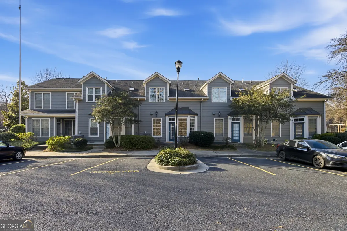 211 Merritts Avenue Nw, Atlanta, GA 30313 - #1