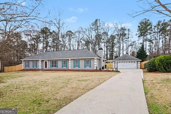 85 London Lane, Sharpsburg, GA 30277