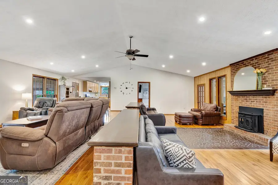 354 Woodcrest Drive, Sharpsburg, GA 30277 - #2