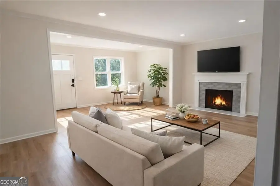 1751 S Olympian Way Sw, Atlanta, GA 30310 - #2