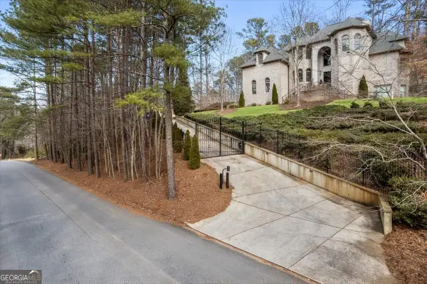 1859 Mountain Shadow, Smoke Rise, GA 30087