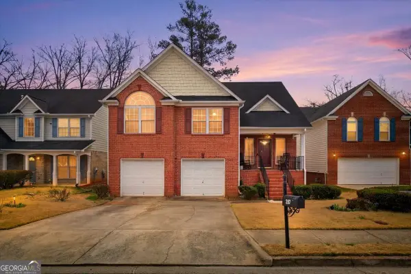 4650 Parkview Walk Drive, Lilburn, GA 30047