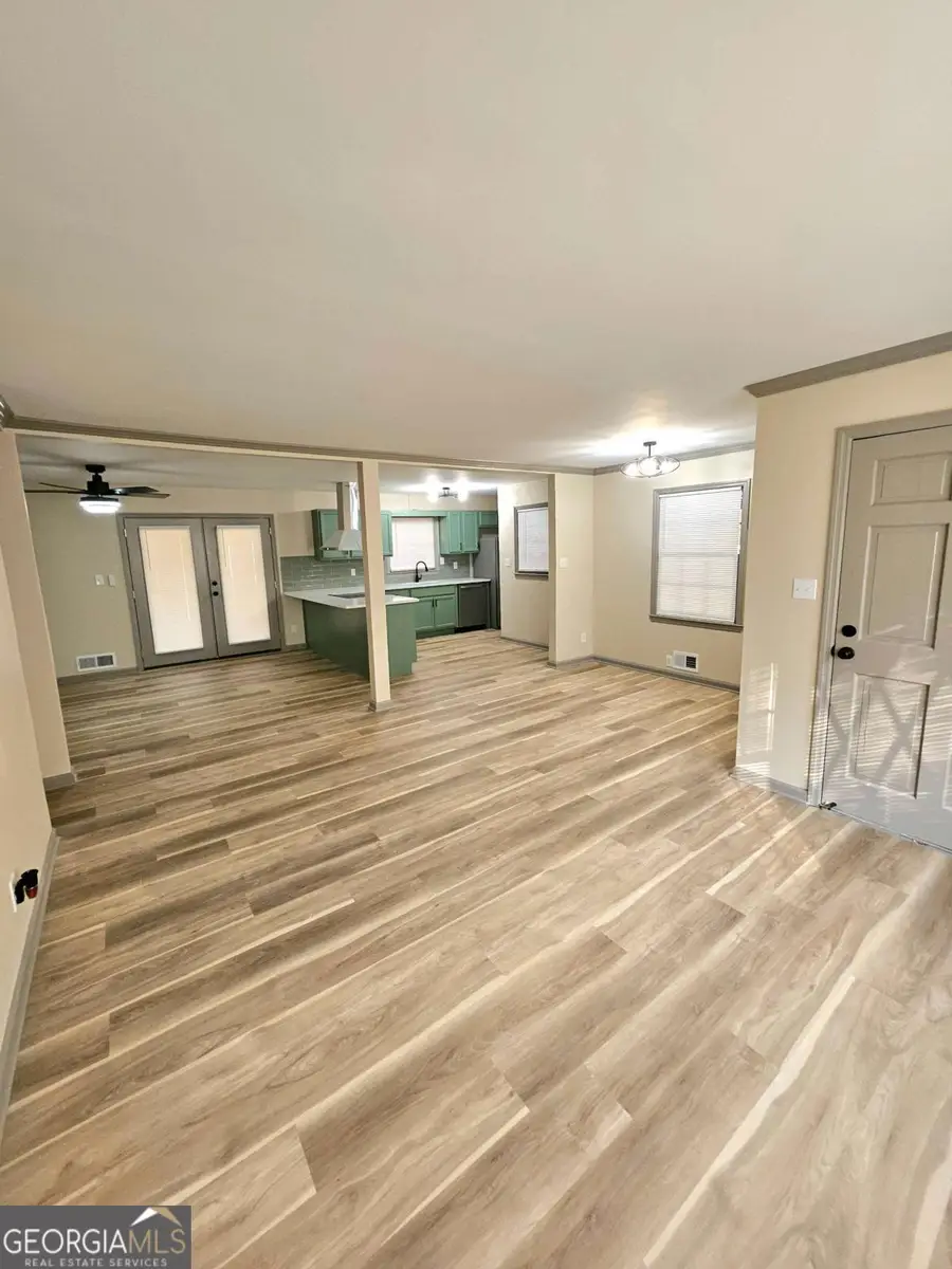 411 E Northwoods Drive, Griffin, GA 30223 - #3