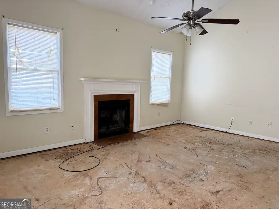 2176 Wellington Circle, Lithonia, GA 30058 - #3