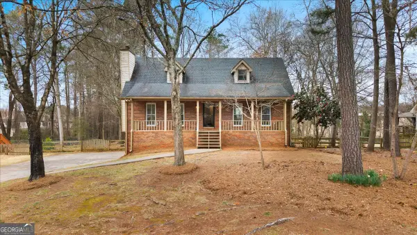 80 Farmington Drive, Woodstock, GA 30188