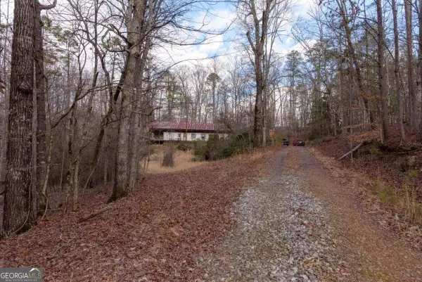 1475 Paradise Park Road, Cornelia, GA 30531